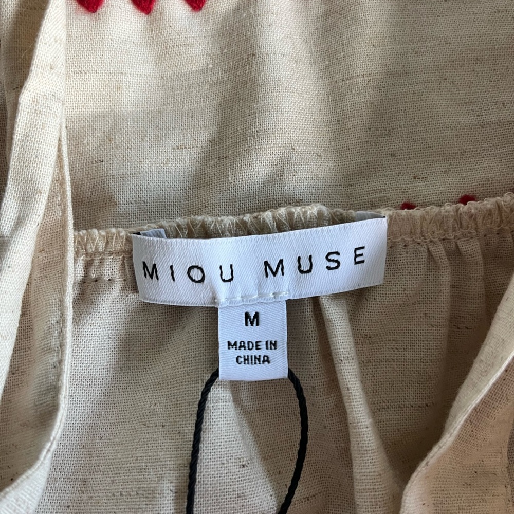 Linen set - Picture 3 of 3